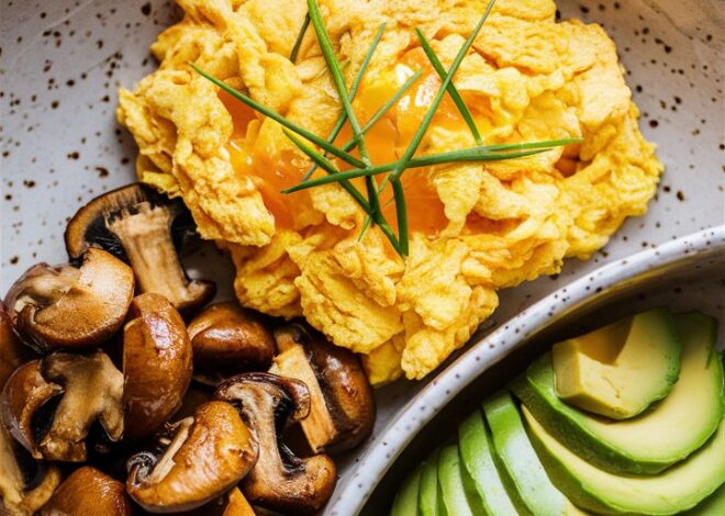 How to Make the Perfect Keto Breakfast Plate with Creamy Scrambled Eggs and Avocado 20