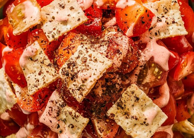 Quick & Easy Tomato Cracker Salad in Under 10 Minutes 2025